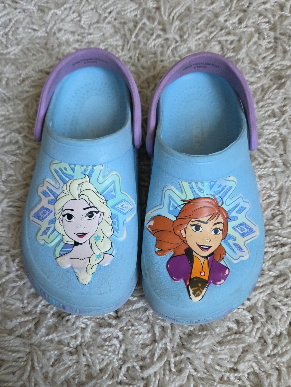 Kids Light Blue Frozen Elsa And Anna Clogs with Purple Straps GUC